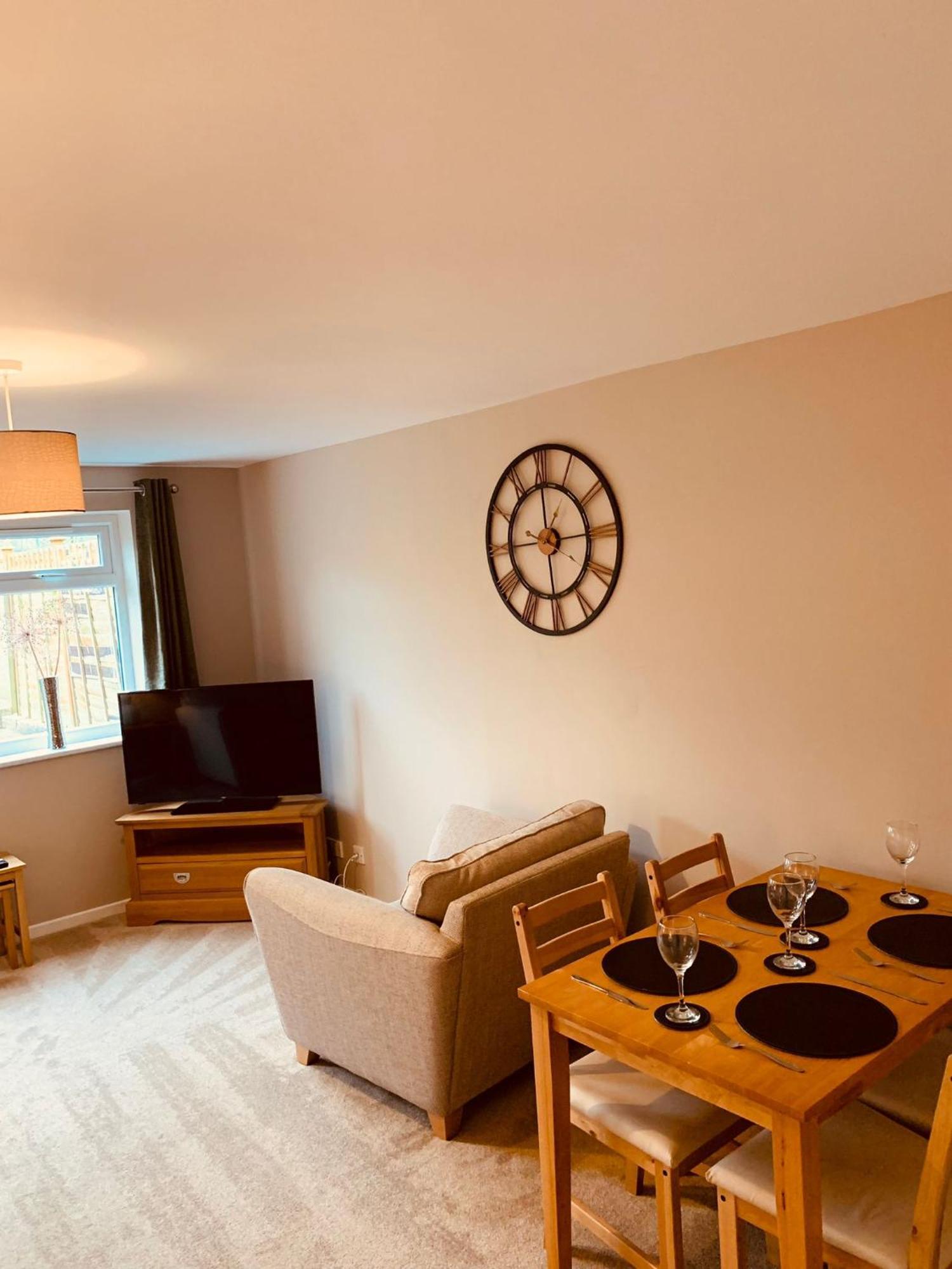 2 Bedroom House Walking Distance To City Centre With Free Parking York Ngoại thất bức ảnh